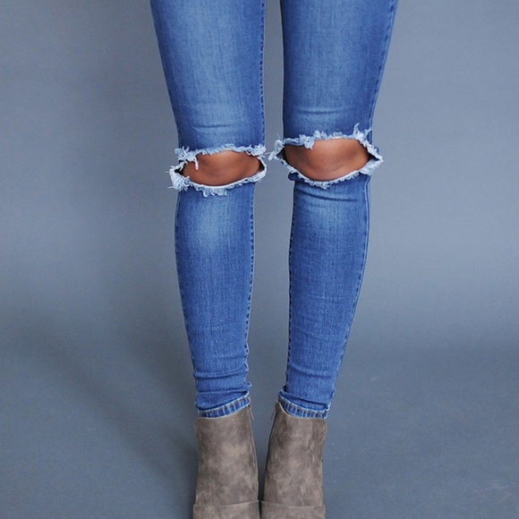 Alquimia Denim - DISTRESSED DENIM JEANS